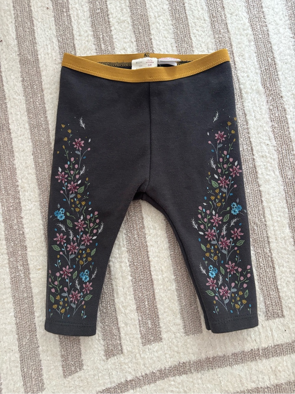 10/$15 Zara Baby Girls' Floral Black Leggings with Mustard Waistband